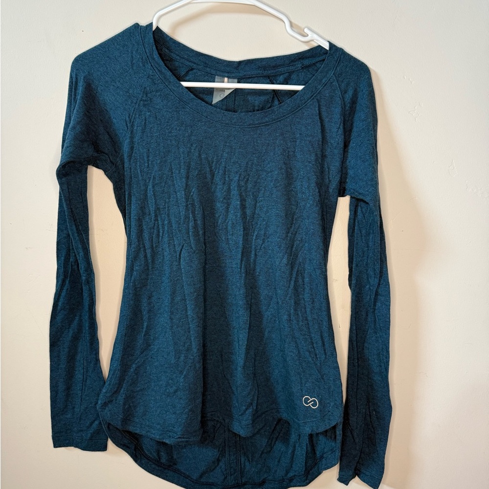 Women's Blue Long Sleeve Top